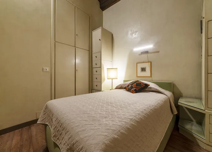 Guesthost - Pantheon Luxury Home